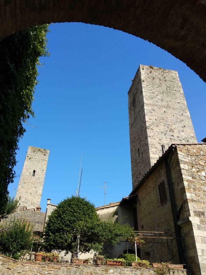 Il Prunello - Una Casa Tra Le Torri San Gimignano Extérieur photo